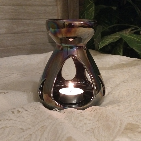 ⚜️ Irradescent Oil Warmer - Picture 5 of 9